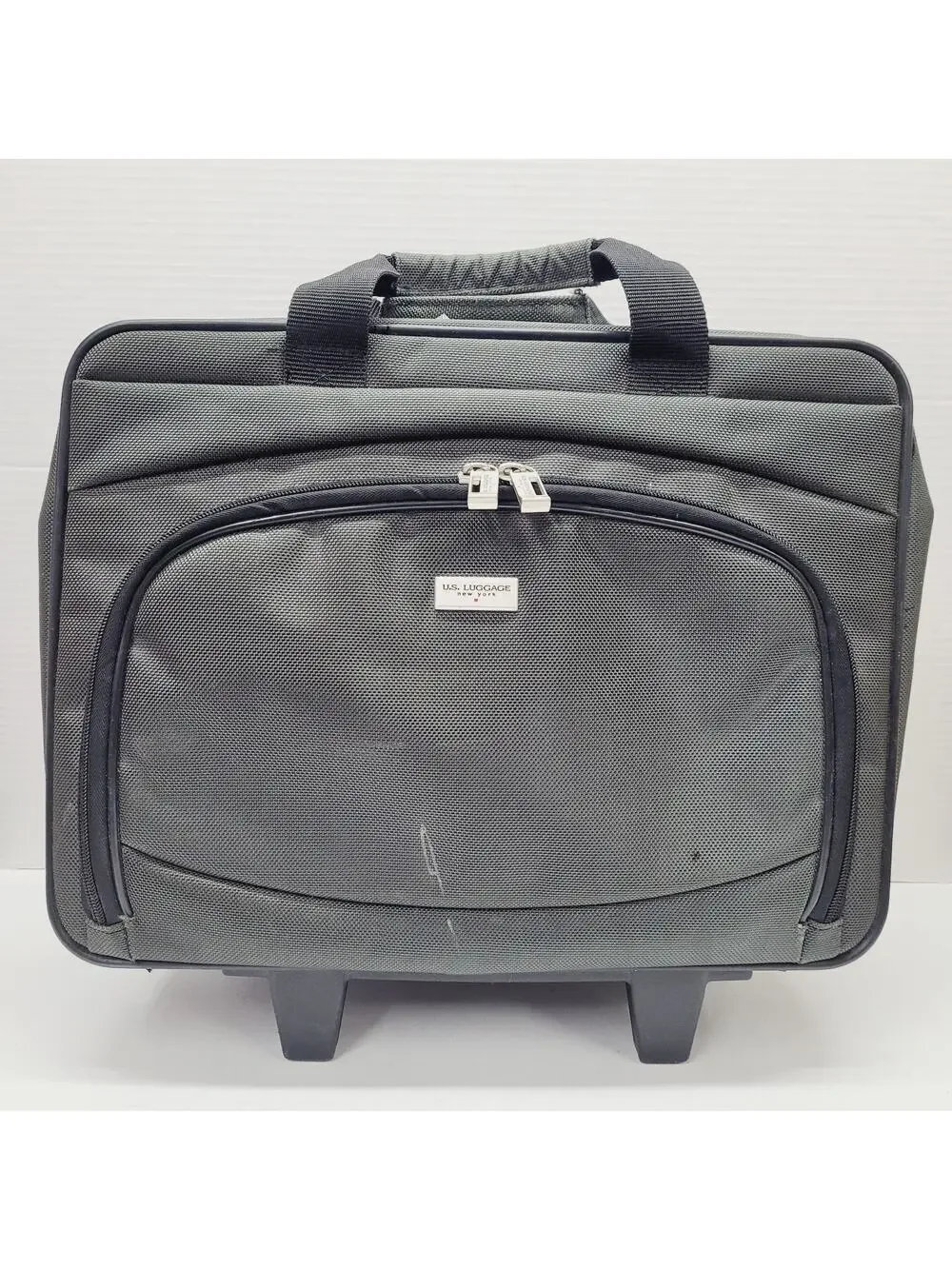 US LUGGAGE NEW YORK Roller Carry On Briefcase 18x12x8 Laptop Gray Outside Zip